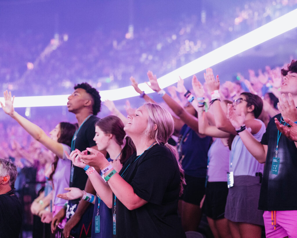 We will never forget all that God did at MOTION Student Conference 2023! This past week, Highlands College was honored to participate in the annual student conference, as 13,000 middle school, high school, and college students gathered in the Legacy Arena to glorify and worship God.